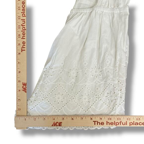 MINKPINK White Eyelet Embroidered Romper XS Boho Romantic Lace Scallop Hem - Picture 5 of 14